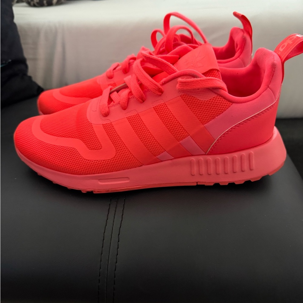 Adidas Bright Orange 🍊Sneakers